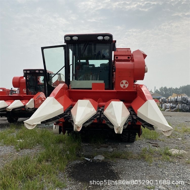 金達(dá)威收割機50馬力全時四驅(qū)山洼地4YZP-2C自走式履帶玉米收獲機